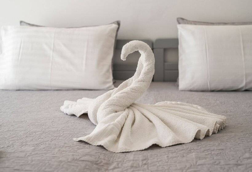 דירת חדר אקונומי, Kristall Suites