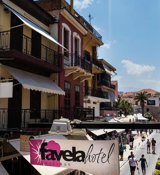 Президентский Люкс, Favela Living Space