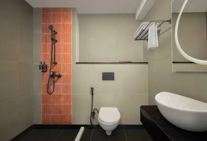 اتاق لوکس, Ginger Noida Sector 133