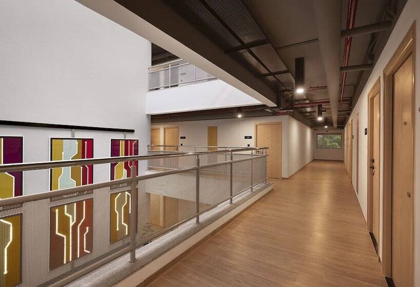 デラックスルーム, Ginger Noida Sector 133