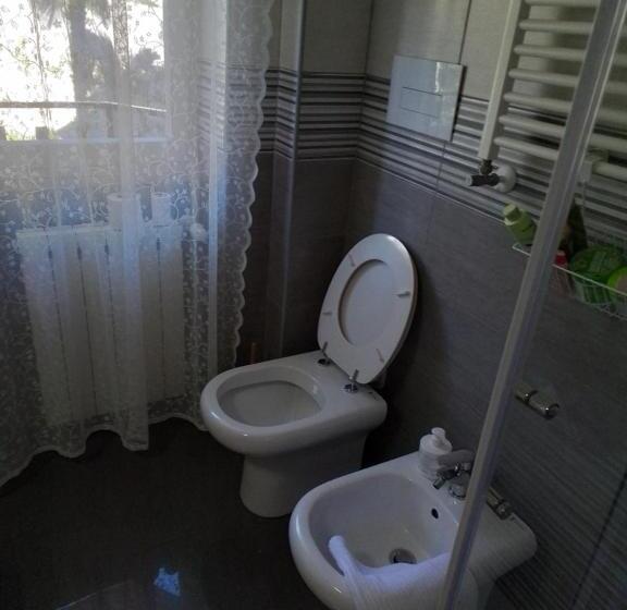 スタンダードルーム, Sul Lungo Lago Da Tatiana B&b