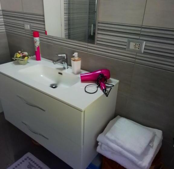 标准间, Sul Lungo Lago Da Tatiana B&b