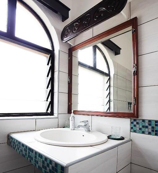 اتاق استاندارد با چشم‌انداز باغ, Coconut Beach Boutique   Apasio Lodges