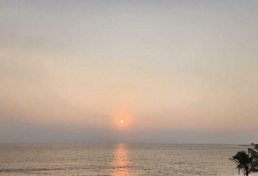 Номер Deluxe Вид на Море с Балконом, Samudra Training