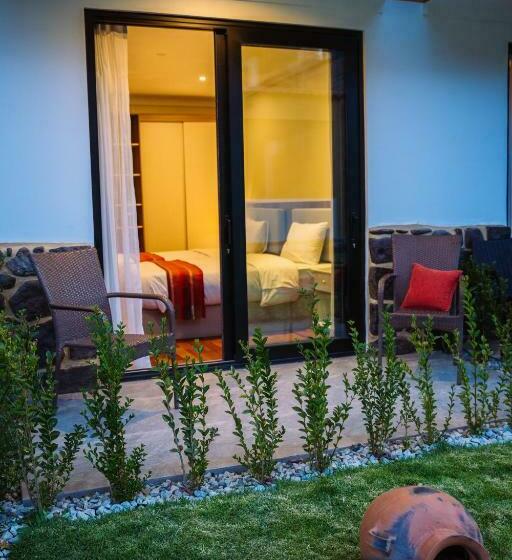 Standaardkamer met Terras, Tikawasi Ollanta 2   Incluye Transporte O Recojo Hacia La Estacion De Tren