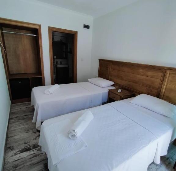 غرفة أساسية, Suna Beach Kefaloz