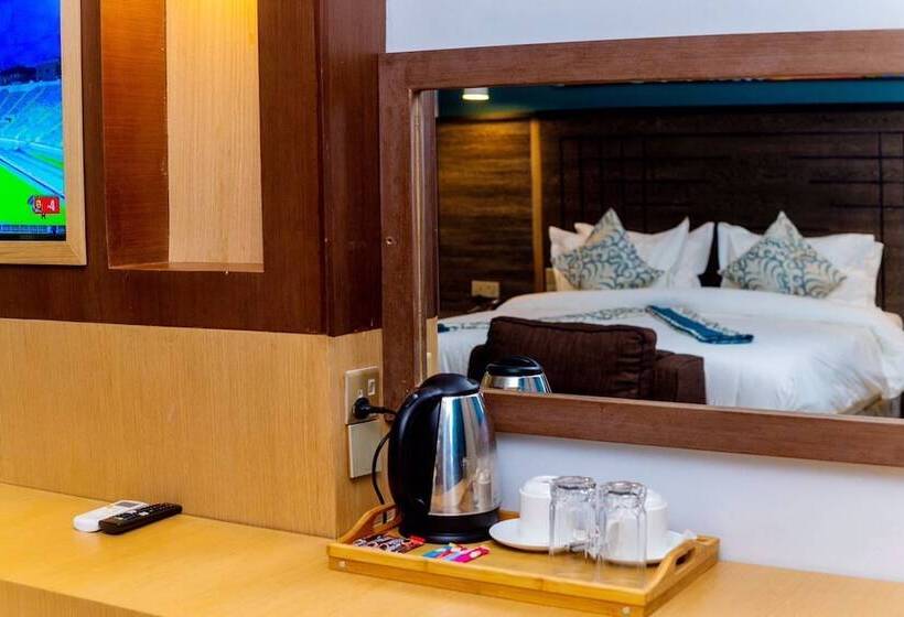 חדר סטנדרט יחיד, Marcsons Hotels And Resorts