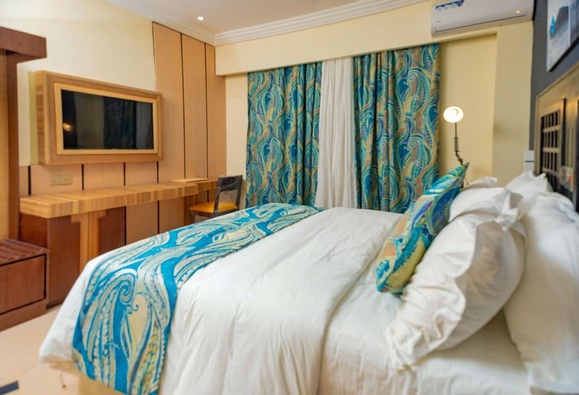 اتاق استاندارد یک نفره, Marcsons Hotels And Resorts