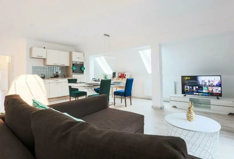 سوییت لوکس, Arbio I Cozy Apartments Augsburg Lechhausen