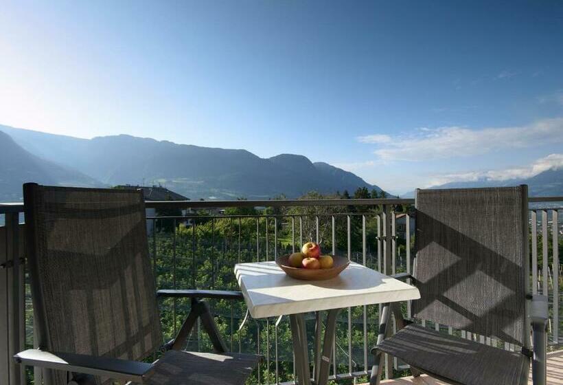 庭の見える１ベッドルームアパートメント, Garni Hotel Walburg