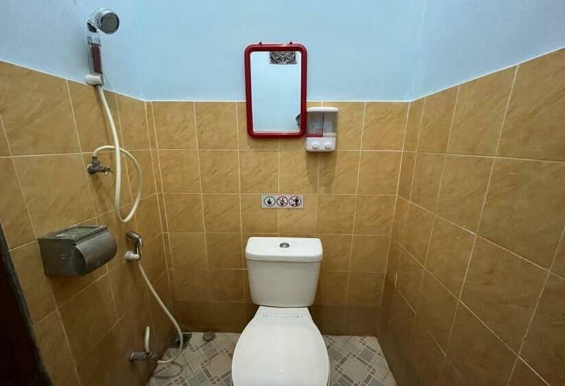 جناح ديلوكس, Capital O 92615 Villa Utama D Alas Purwo