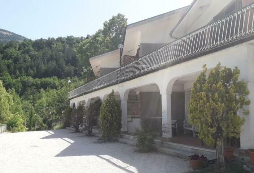 침실 3개 주택, Bellavista   Appartamenti & Affittacamere Sul Lago Di Scanno   Senza Colazione