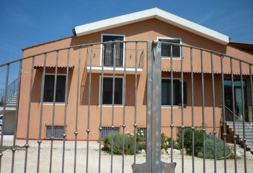 דירת חדר נוף לגינה, Santa Caterina Alghero