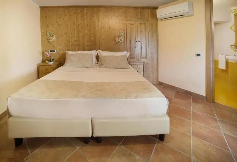 スーペリアールーム, Historic Boutique Hotel Maccarunera