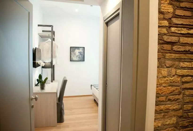 اتاق استاندارد, Giuturna Boutique