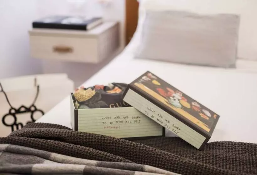 اتاق سوپریور, Giuturna Boutique