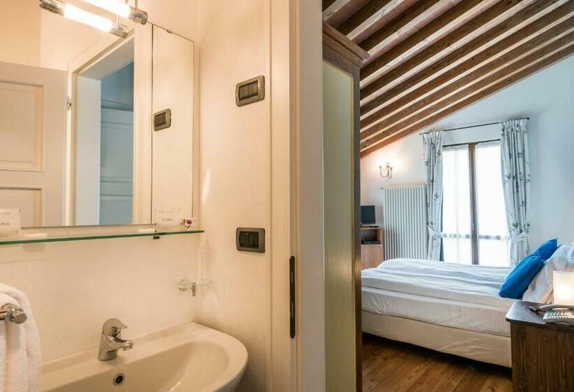 스탠다드 트리플 룸, Agriturismo Ca Del Lago