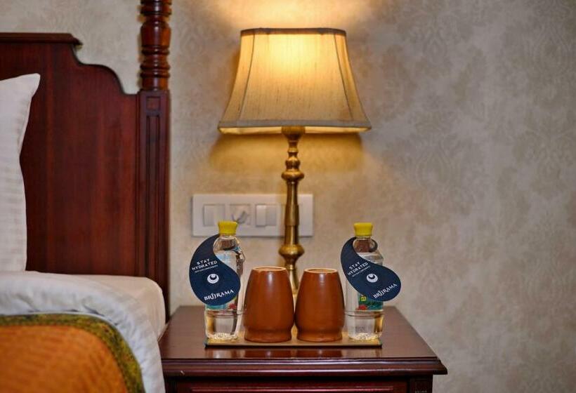 Quarto Estandar, Brijrama Palace, Varanasi By The Ganges