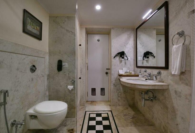 Quarto Estandar, Brijrama Palace, Varanasi By The Ganges