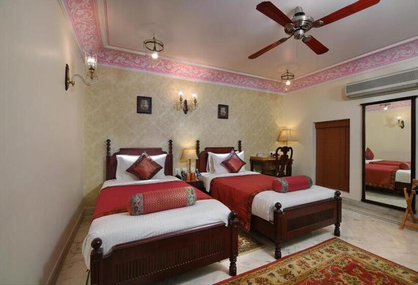 Quarto Estandar, Brijrama Palace, Varanasi By The Ganges