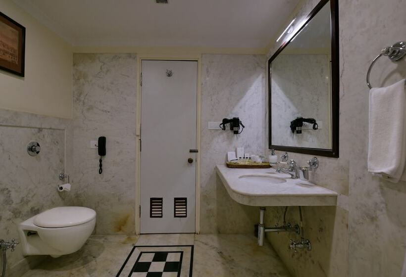 Quarto Estandar, Brijrama Palace, Varanasi By The Ganges