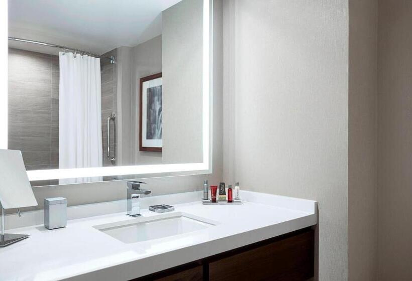 Номер Стандарт 2 Двуспальные Кровати, Ithaca Marriott Downtown On The Commons