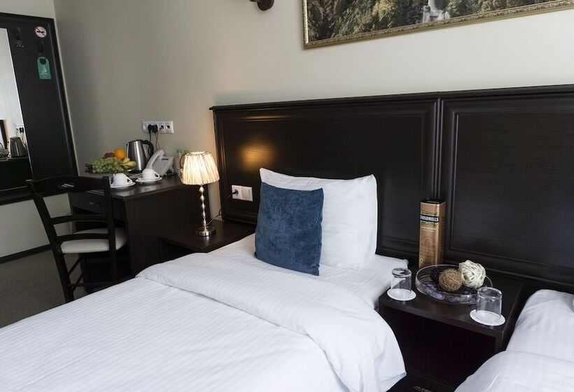 スーペリアールーム, Kaufman