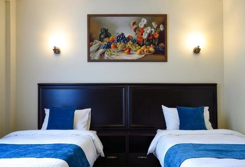 スタンダードルーム, Kaufman