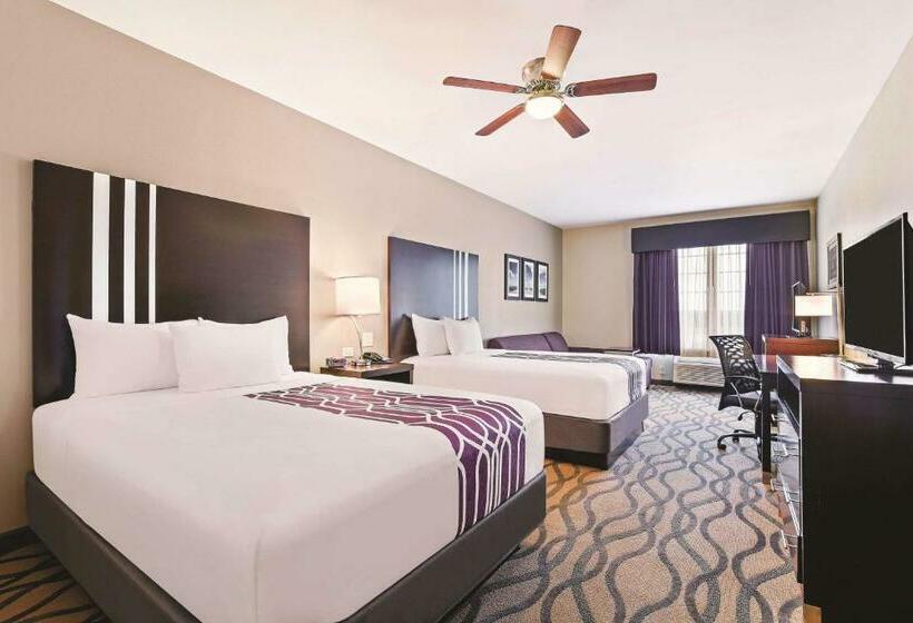 장애인용 디럭스룸, La Quinta By Wyndham Luling