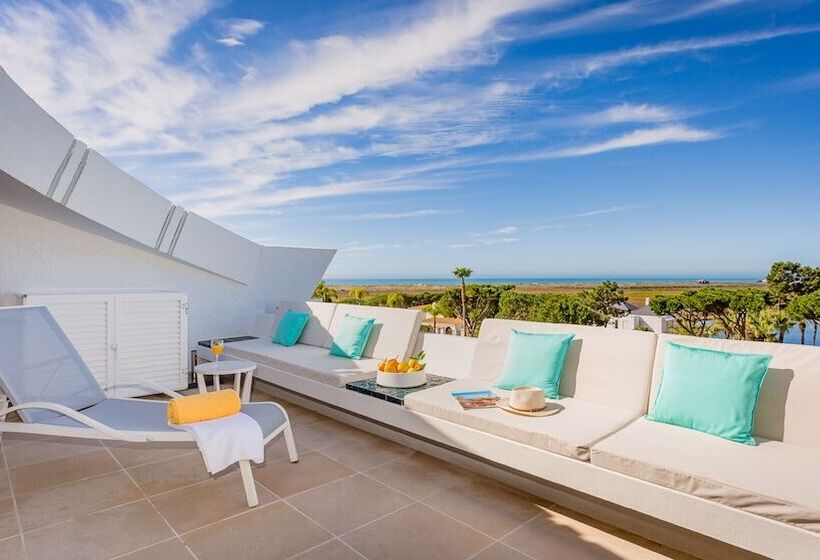 带两个卧室的顶楼公寓, Quinta Do Lago Country Club