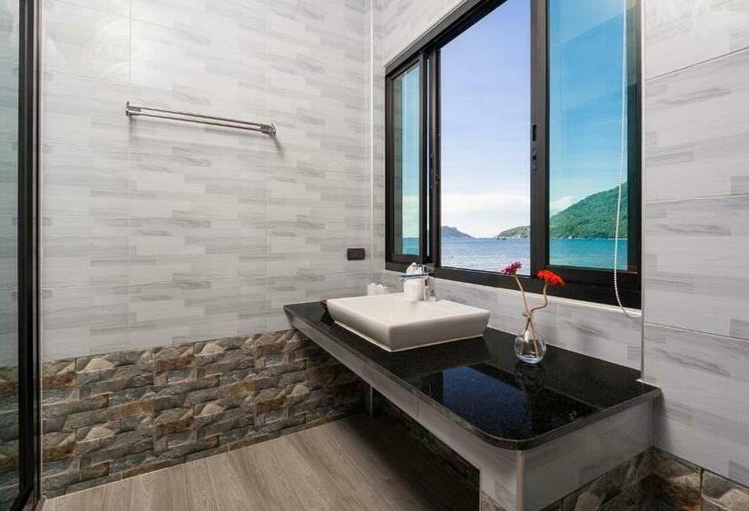 オーシャンビューファミリールーム, Simple Life Cliff View Resort