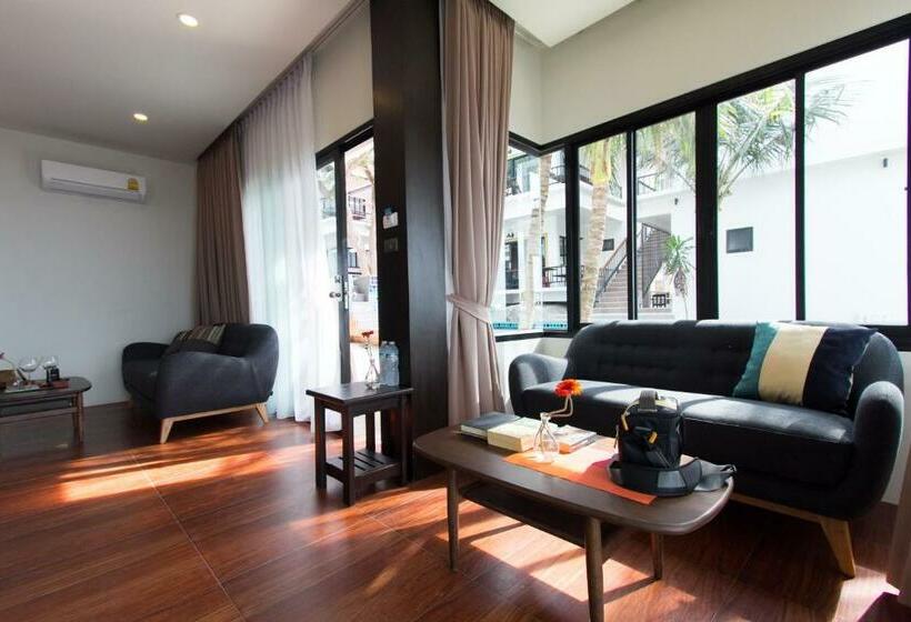 Семейный Номер Вид на Море, Simple Life Cliff View Resort
