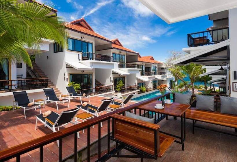 Семейный Номер, Simple Life Cliff View Resort