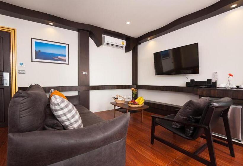 Номер Стандарт Вид на Море, Simple Life Cliff View Resort