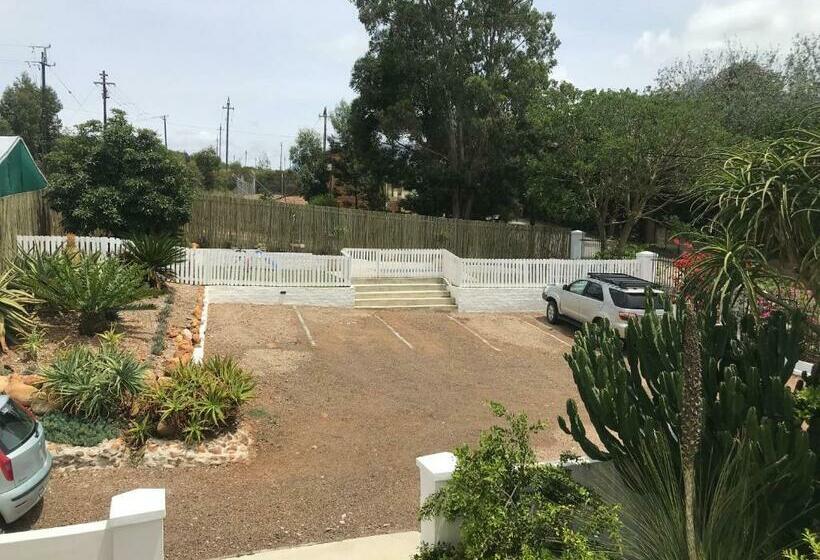 חדר סטנדרט, Aan De Bergen