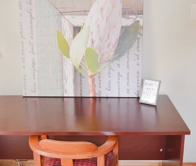 חדר בסיסי, Aan De Bergen