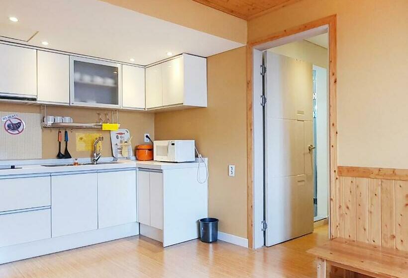 Suite Deluxe, Casual House Sono