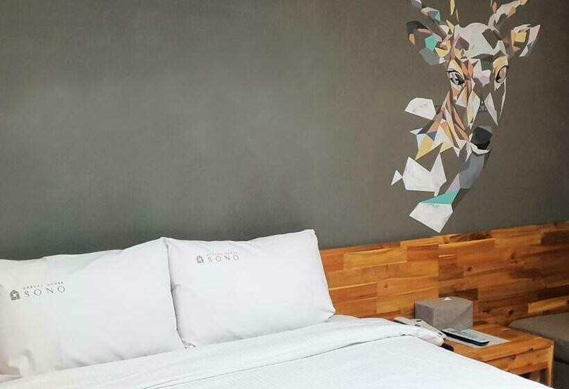 Quarto standard, Casual House Sono