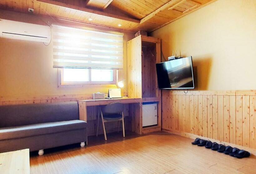 Suite Deluxe, Casual House Sono