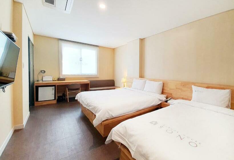 Quarto standard, Casual House Sono