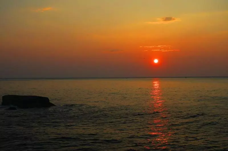 اتاق خانوادگی با چشم‌انداز جانبی دریا, Sokcho & Guesthouse