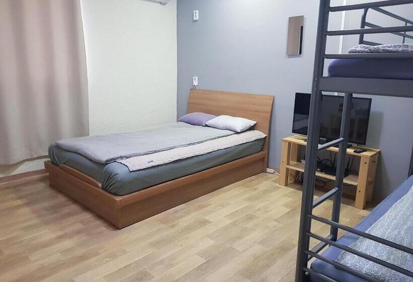 Семейный Номер, Sokcho & Guesthouse