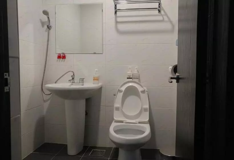 اتاق استاندارد یک نفره, Sokcho & Guesthouse