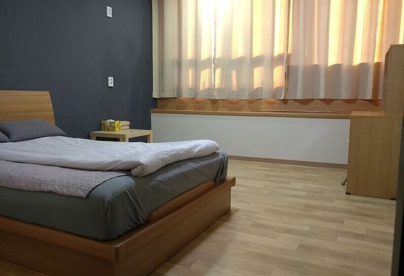 Номер Стандарт, Sokcho & Guesthouse