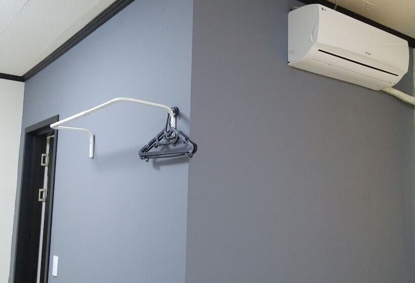 Номер Стандарт Трехместный, Sokcho & Guesthouse