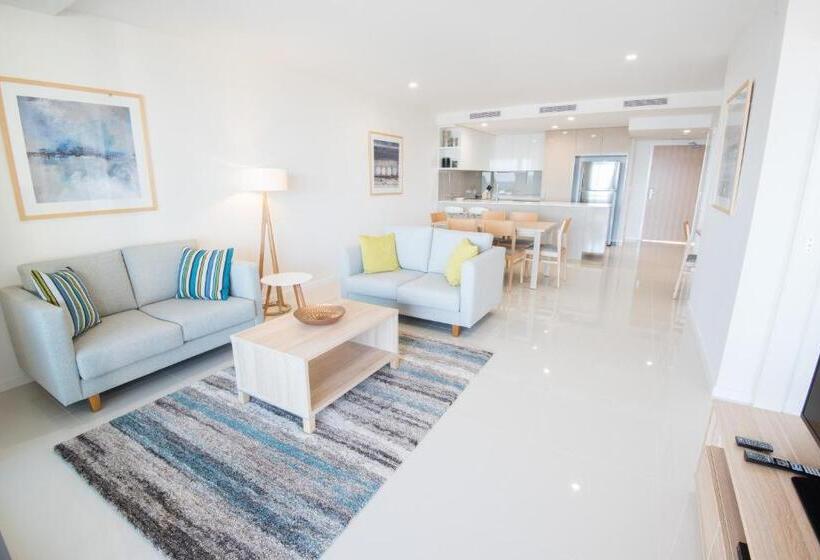 דירת אקזקיוטיב 2 חדרים, Verve On Cotton Tree
