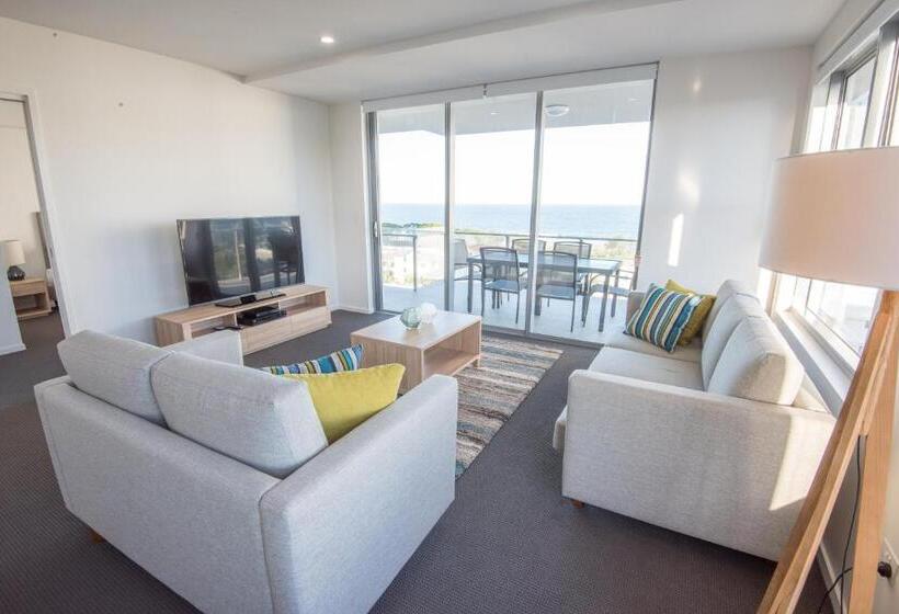 آپارتمان مدیریتی 2 خوابه, Verve On Cotton Tree