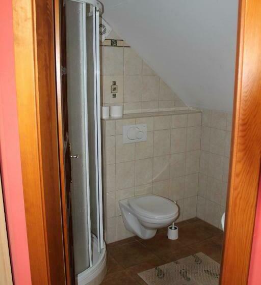 スタンダードルーム, Dj Penzion