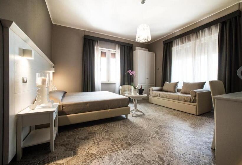 اتاق استاندارد سه نفره, Residenza Del Corso