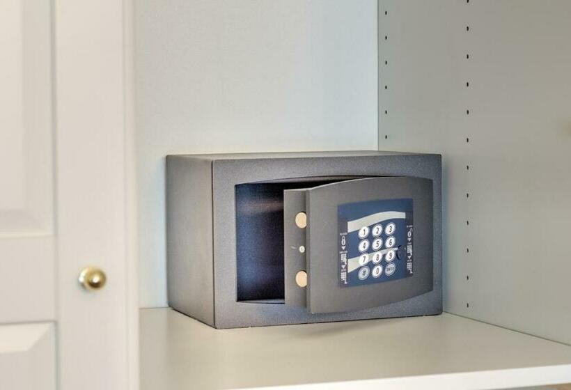 اتاق سوپریور, Rame Suites